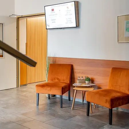 Oekotel Messe Hotel 3*